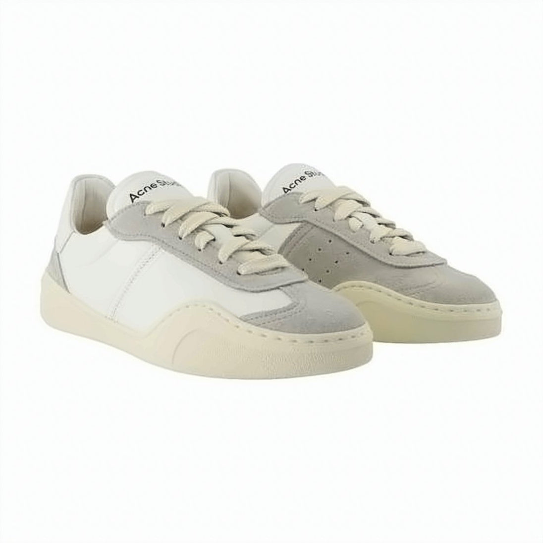 Low-Top Sneakers With Smooth Leather