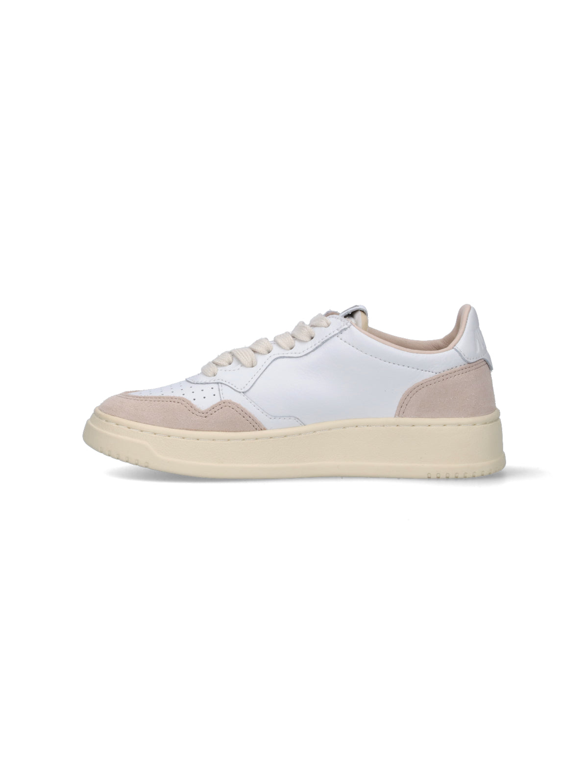 Classic Low-Top Sneakers with Minimal Detailing