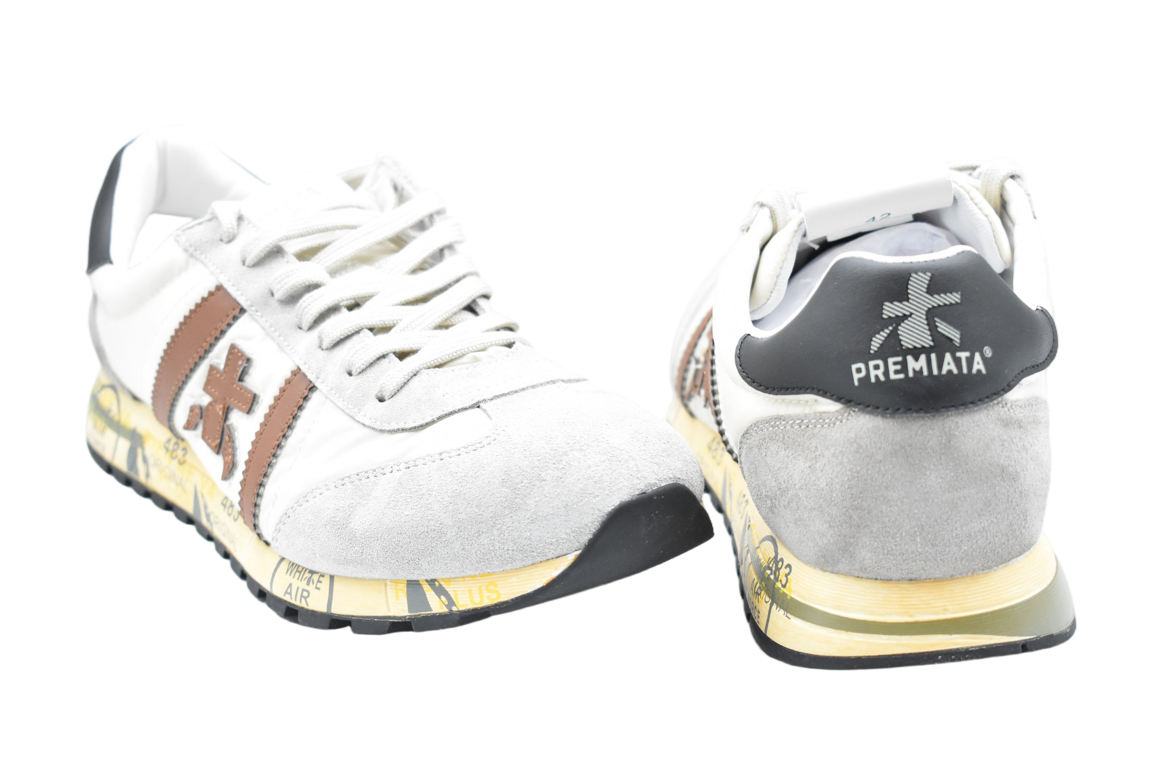 Hybrid Low-Top Sneakers With Suede Overlays And Iconic Branding