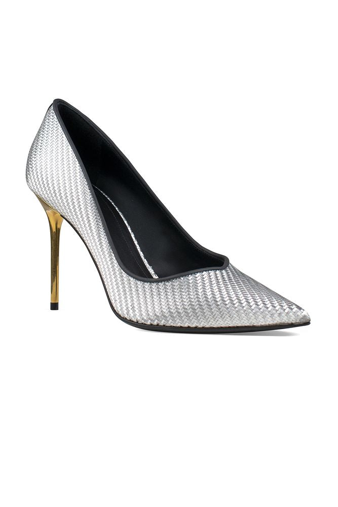 Metallic Silver Pumps With Pointed Toe