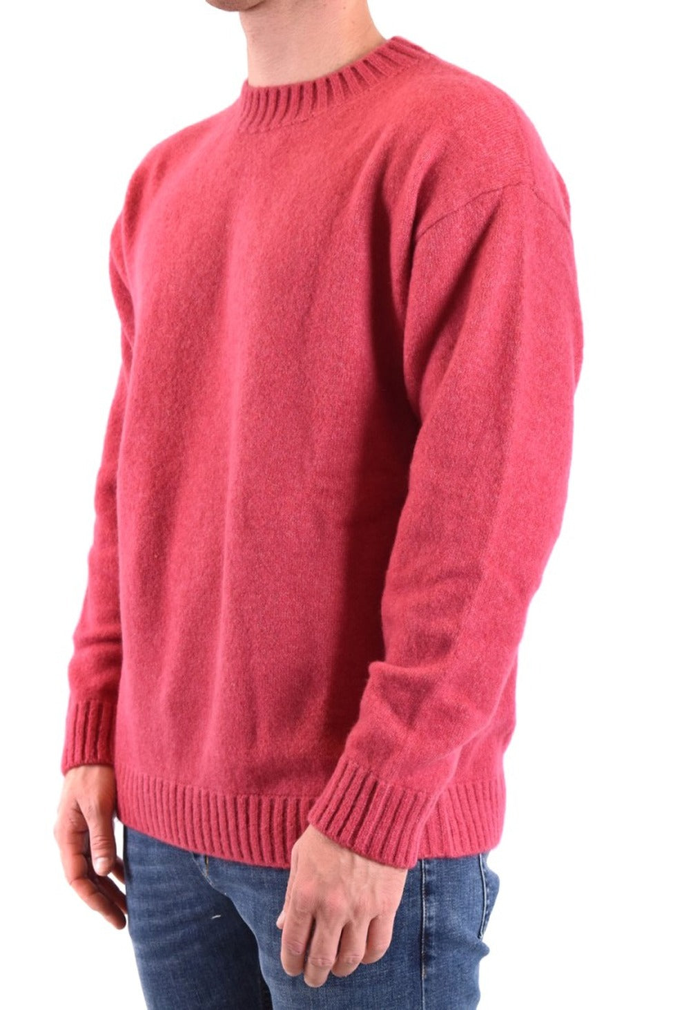 Czerwony sweter z kaszmiru