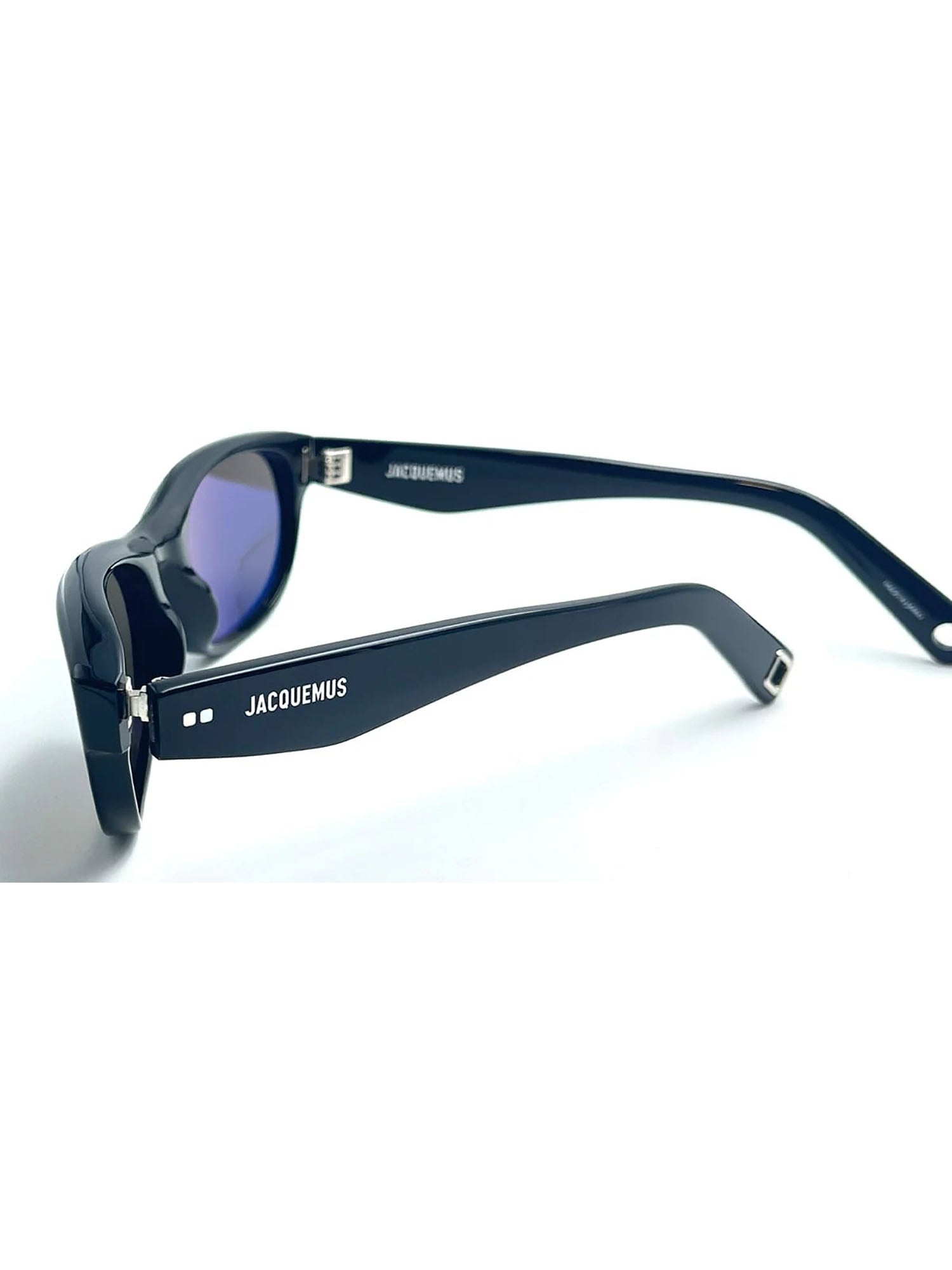 Sleek Black Metal Optical Frames with Elegant Curved Arms