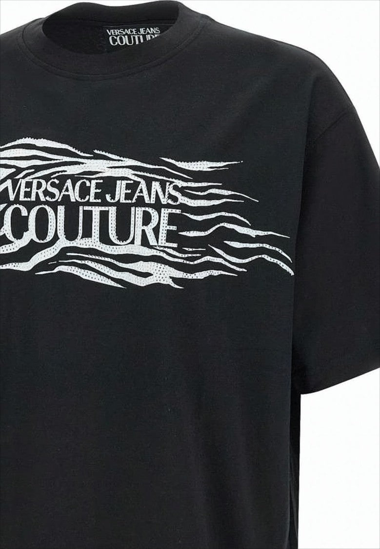 Relaxed-Fit Black Graphic Print T-Shirt