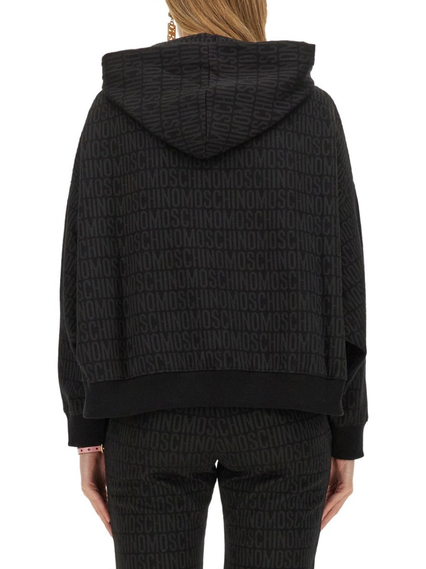 Oversized Black Sweatshirt