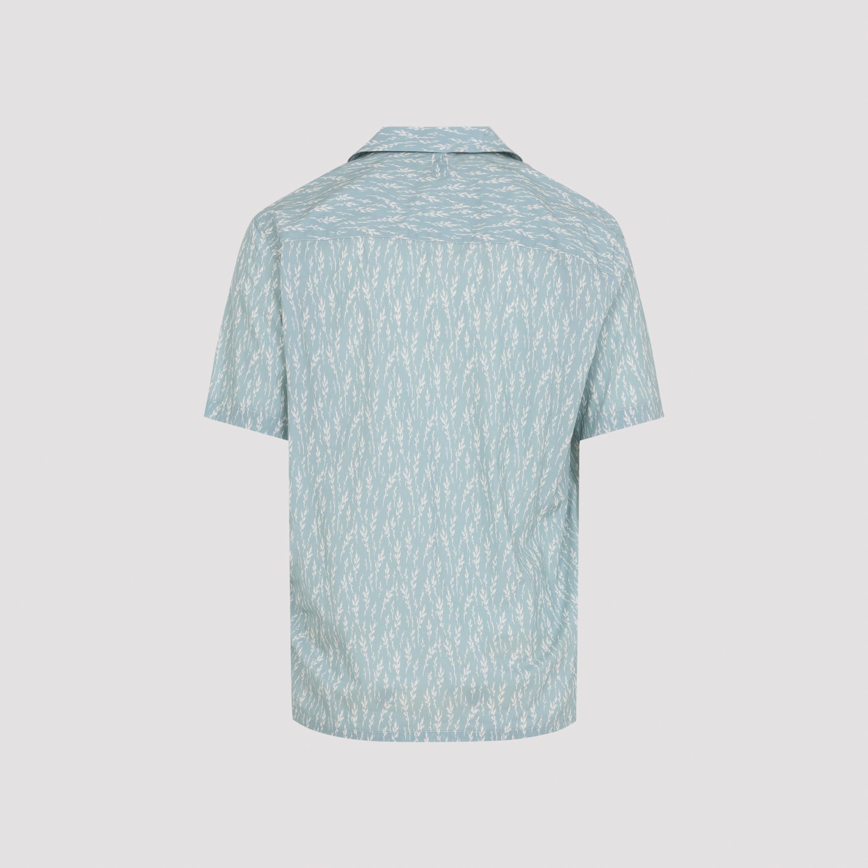 Short-Sleeve Abstract Pattern Shirt in Soft Green