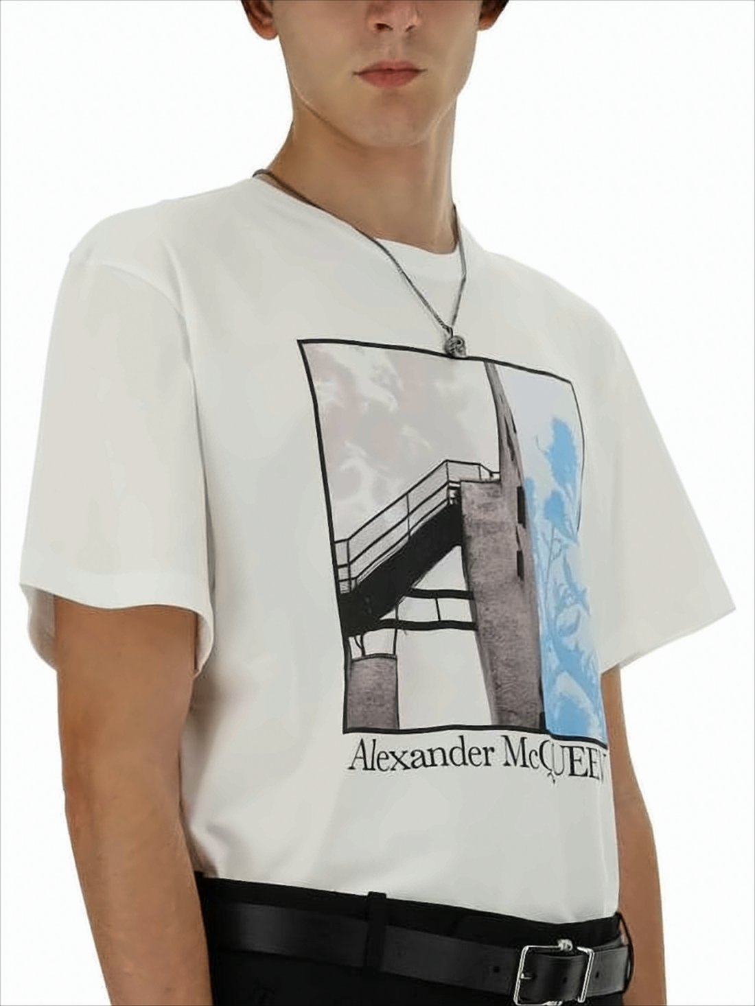 Graphic Print Short-Sleeve T-Shirt With Architectural Design