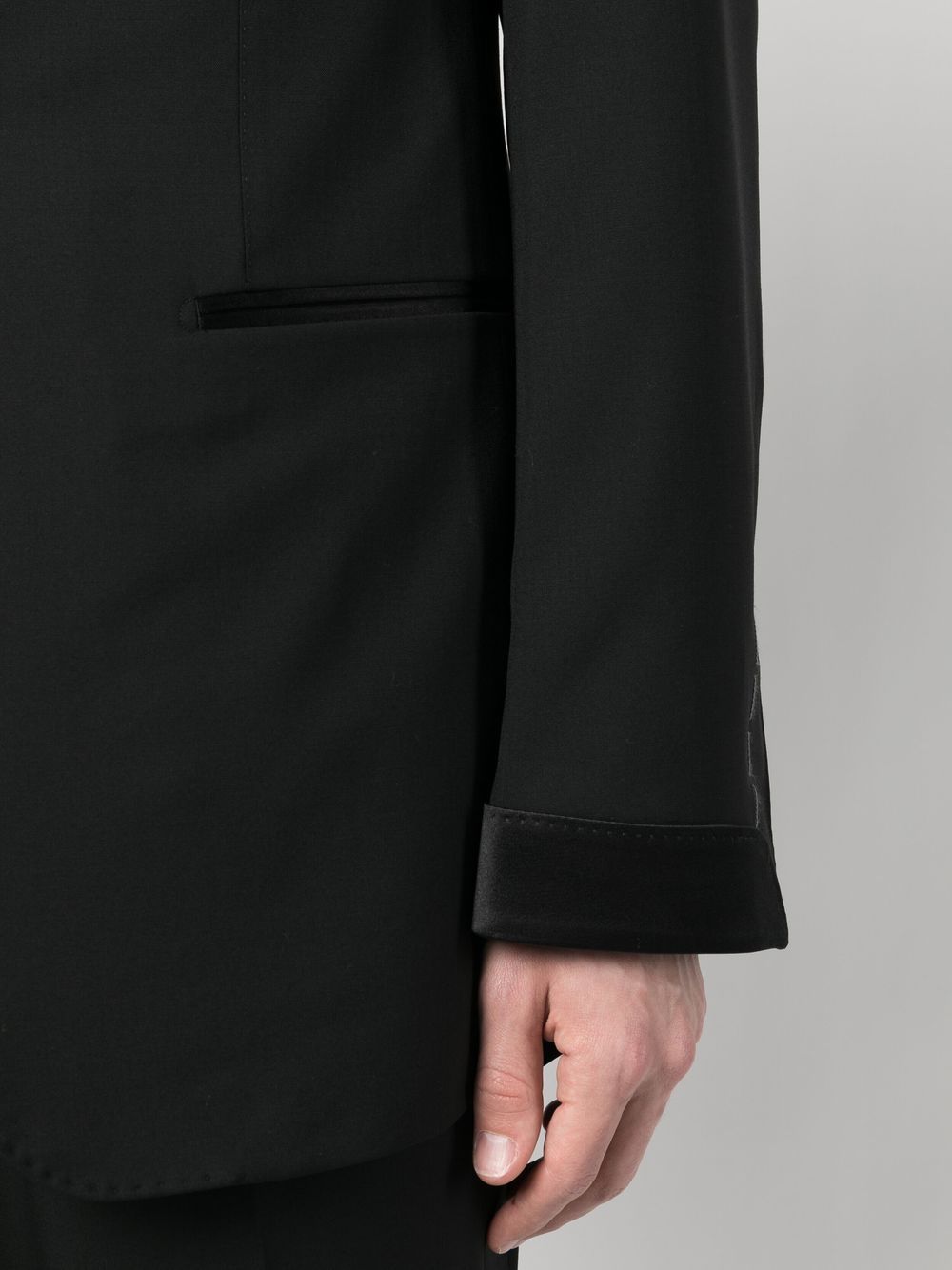 Peak Lapel Single-Breasted Suit