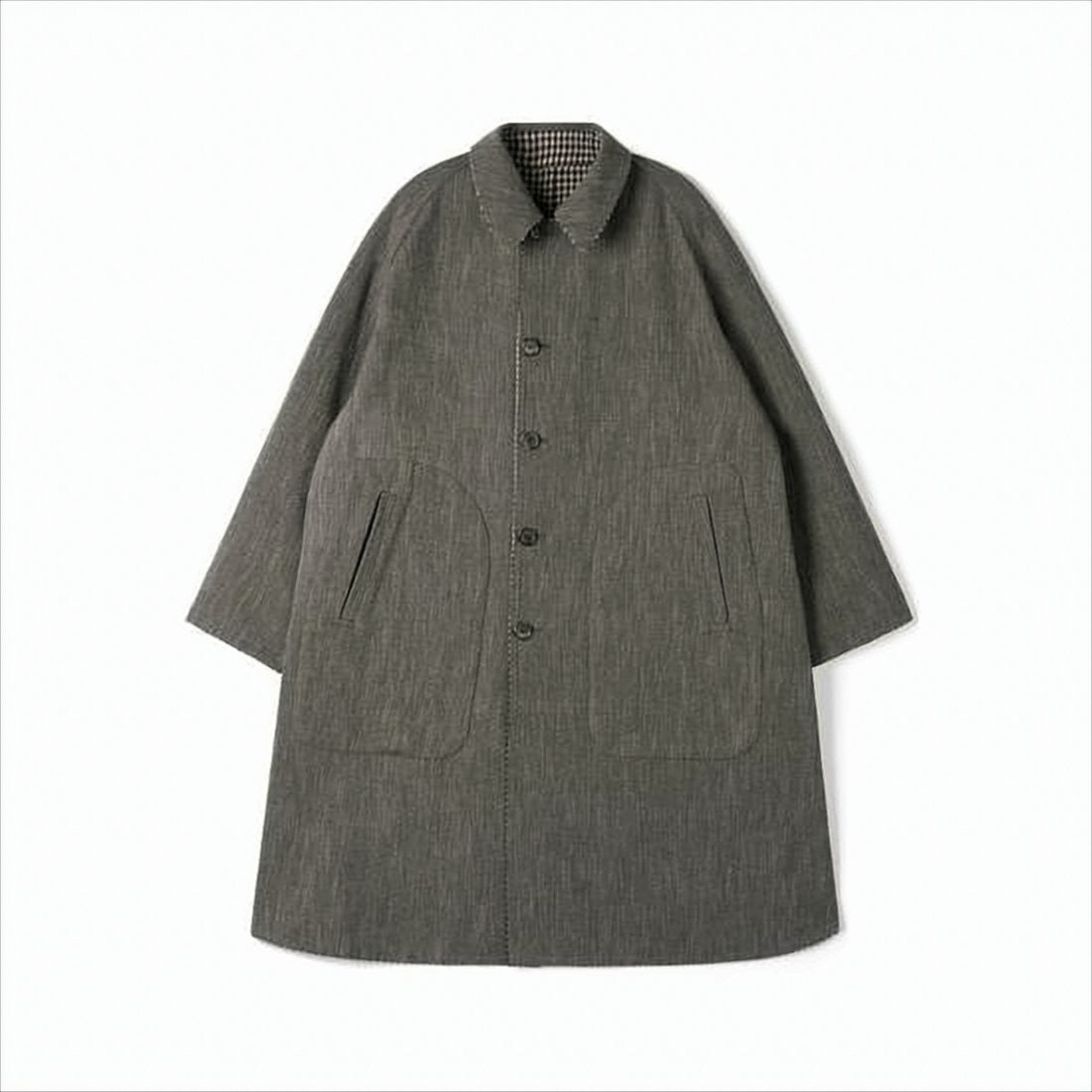Reversible Oversized Cape With Classic Collar And Textured Finish