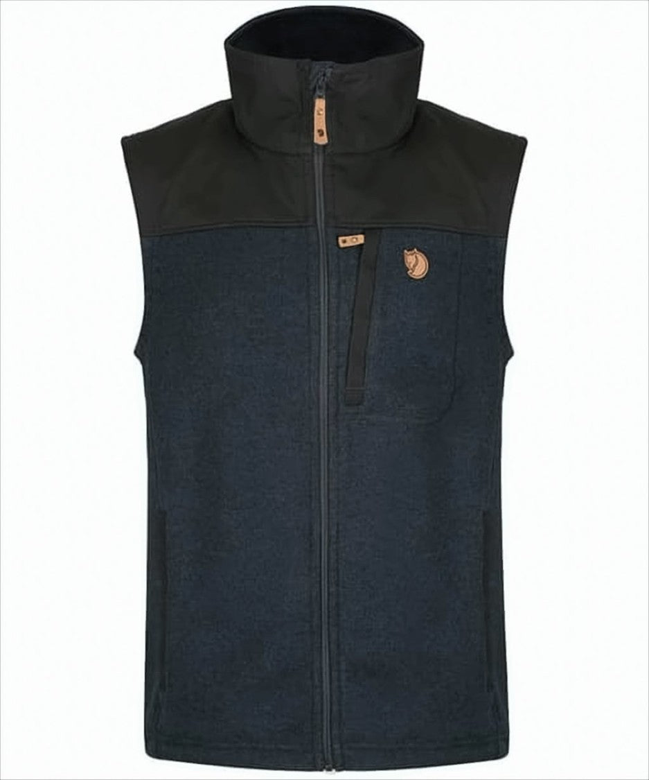 High-Collared Sleeveless Vest With Reinforced Shoulders