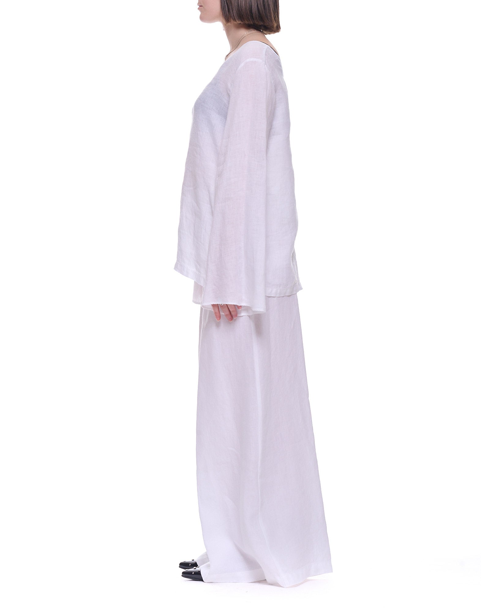 White V-Neck Linen Long-Sleeve Top