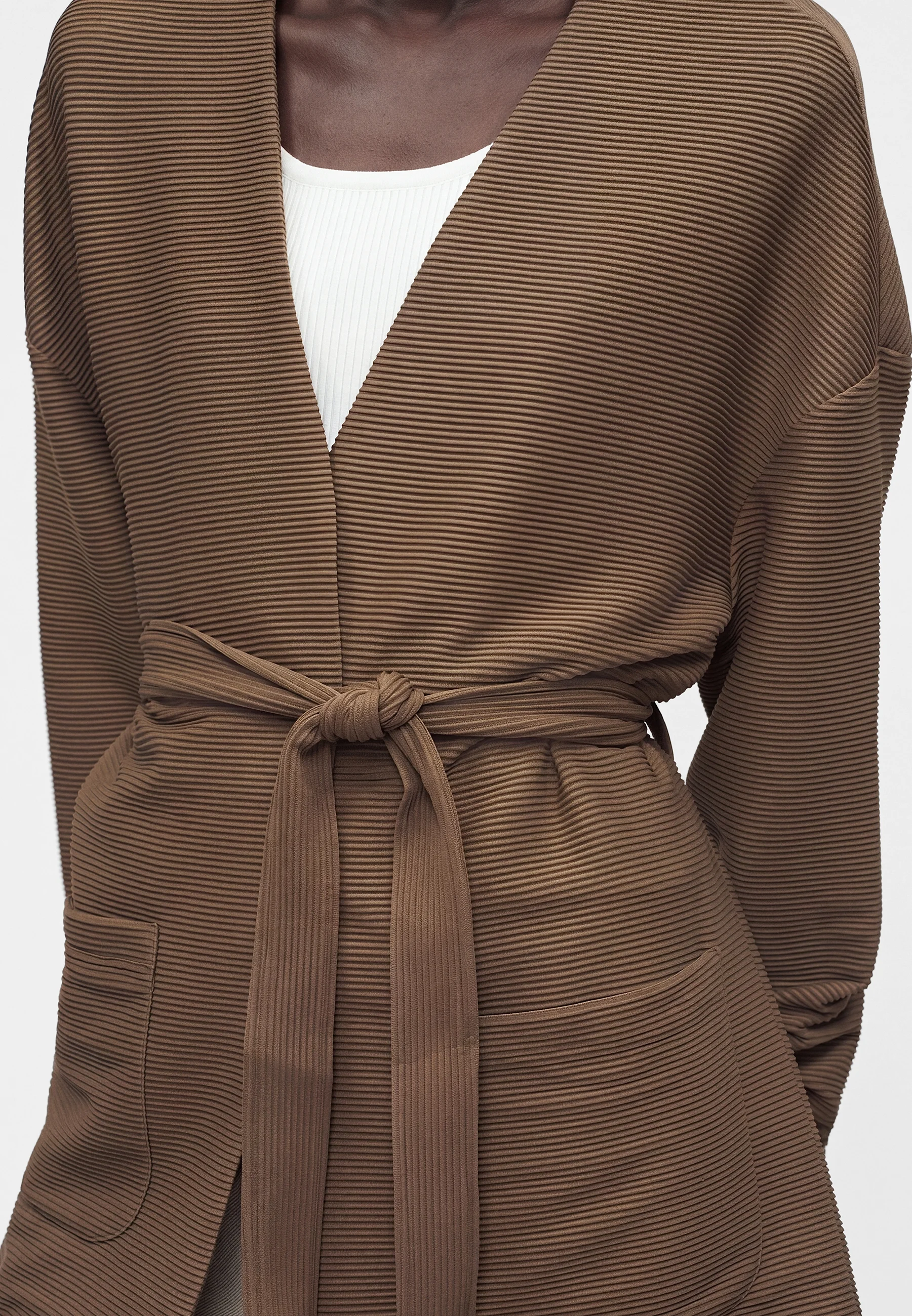 Ribbed Knit Jacket with Tailored Silhouette and Belt