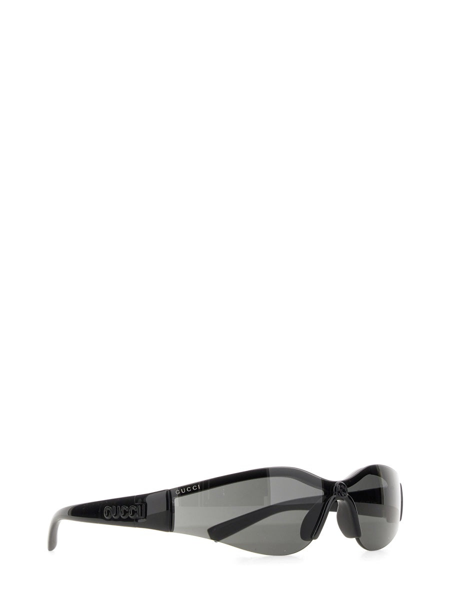 Mask-Like Sunglasses with Contemporary Design