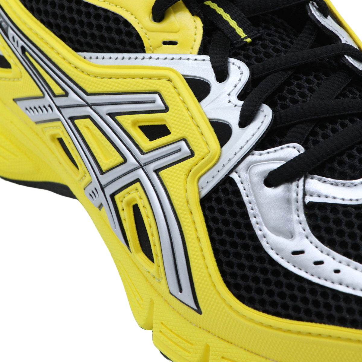 Low-Top Sneakers with Breathable Mesh Upper