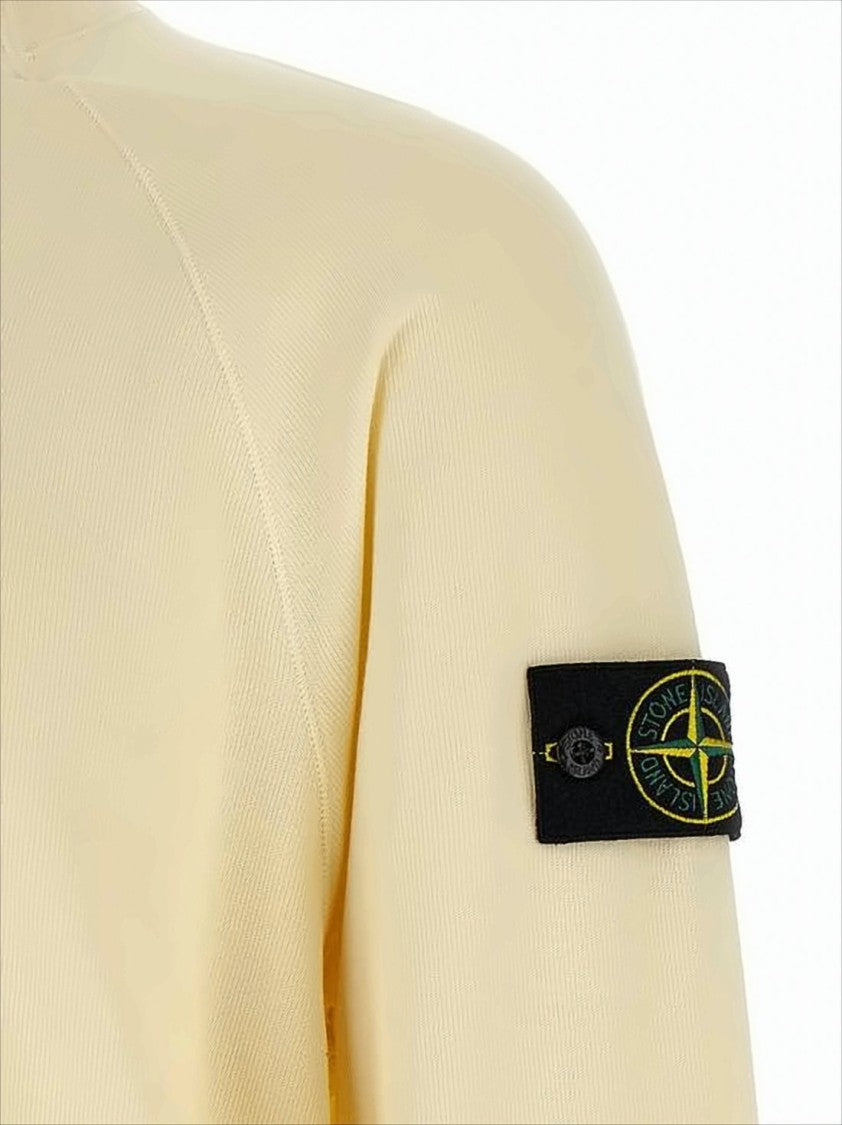 Relaxed Fit Long-Sleeve Crewneck Sweatshirt with Distinctive Patch Logo