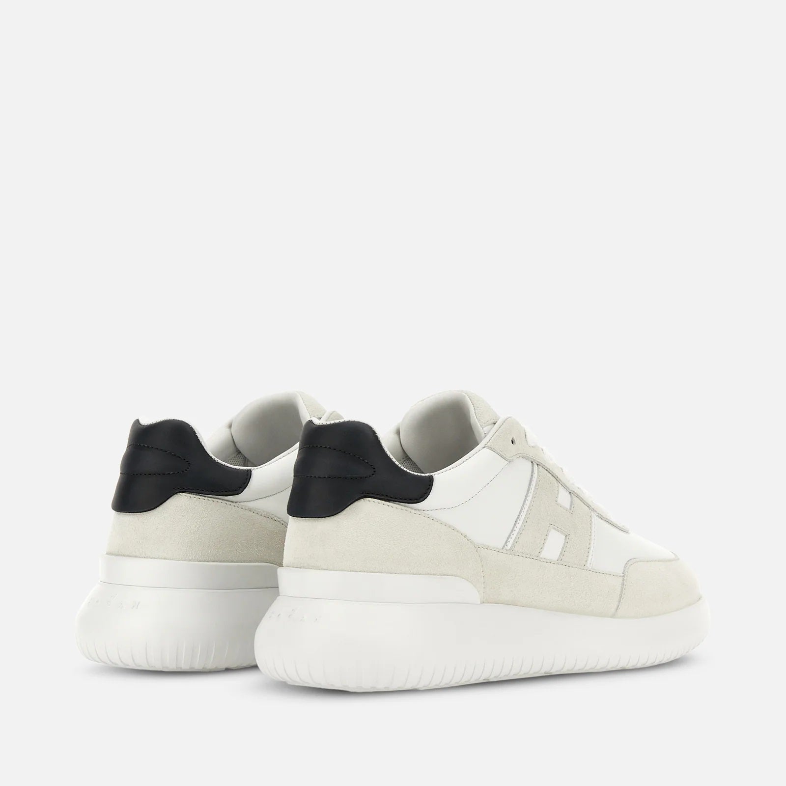 H709 Allacciato H Banda Sneakers in White