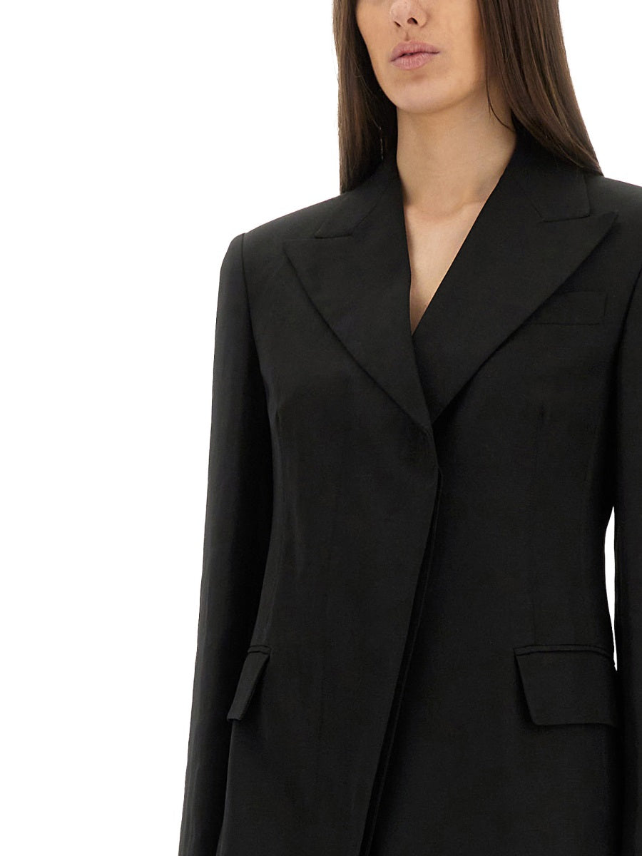 Tailored Black Slim-Fit Jacket With Sharp Lapels