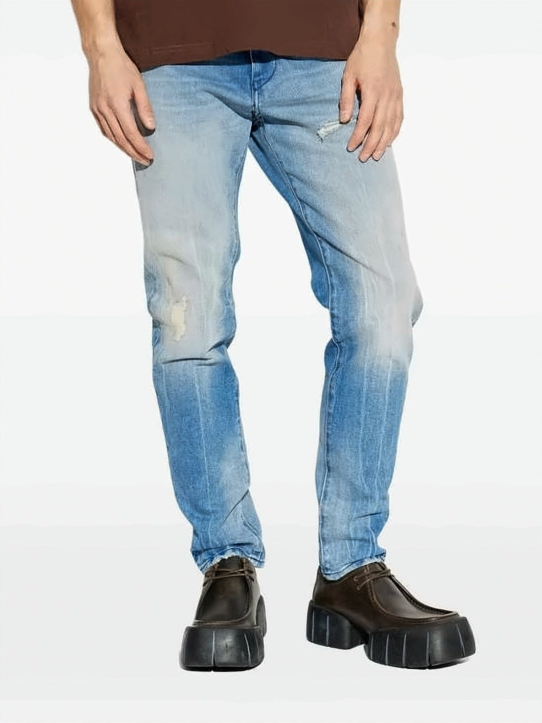 Slim-Fit Distressed Denim Jeans with Tapered Leg