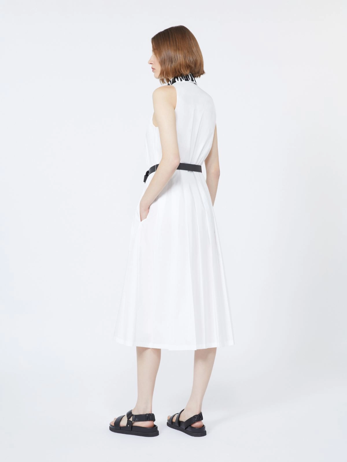 Sleeveless Midi Dress with Pointed Collar