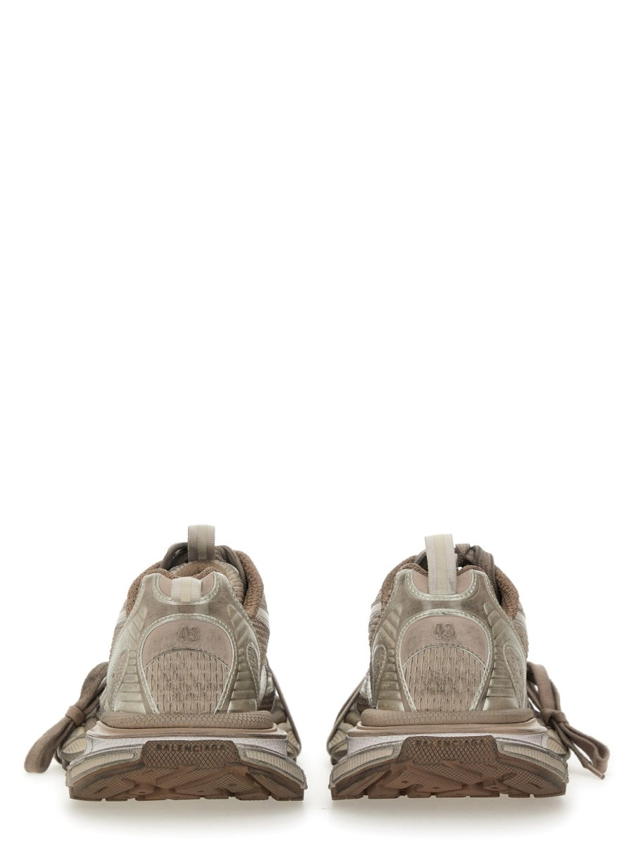 "3xl" Sneaker