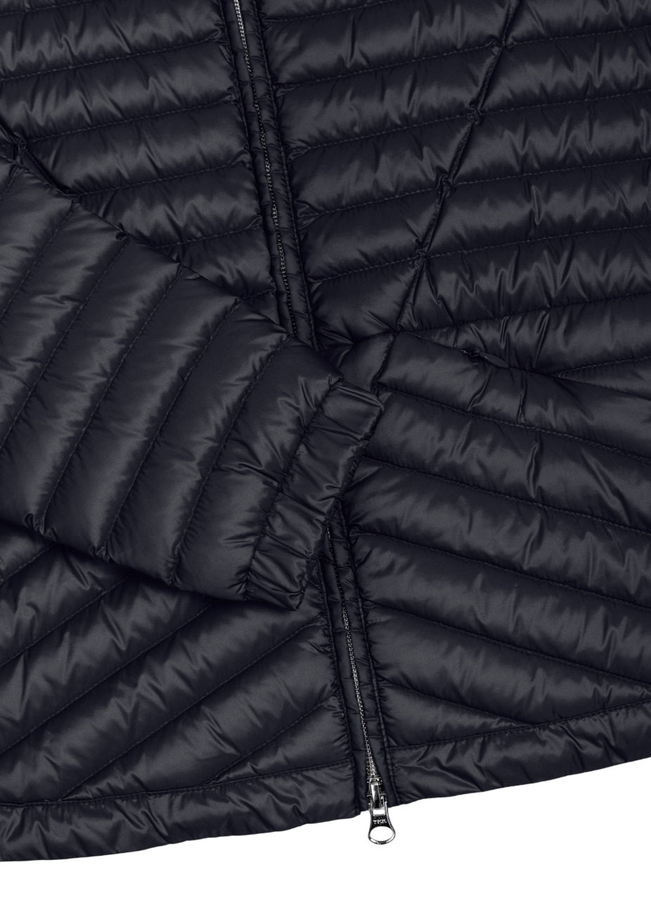 Fitted Down Jacket With Diagonal Quilting