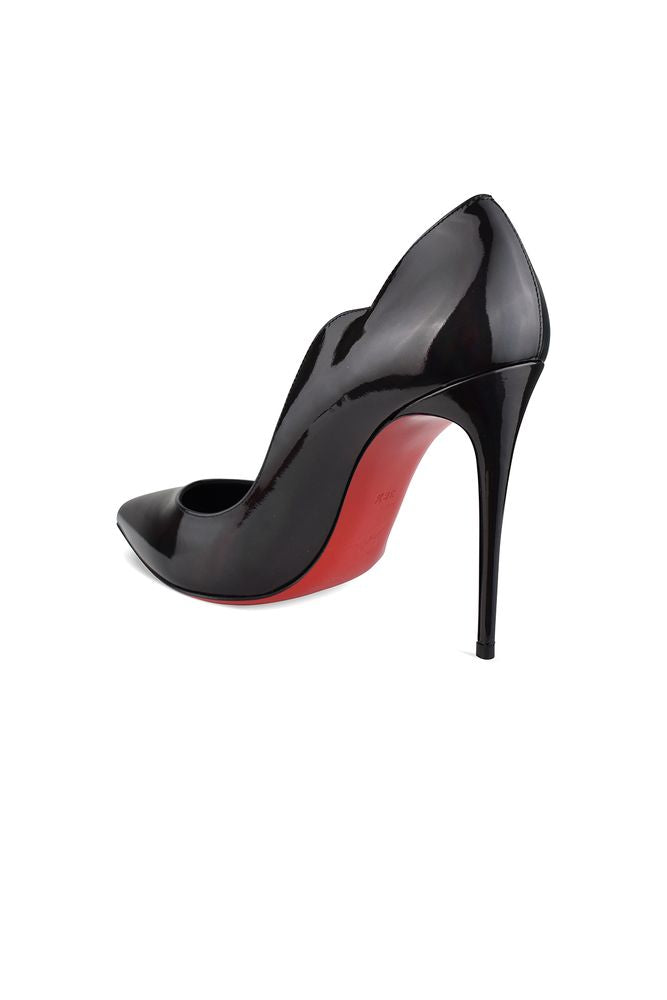 Curved Opening Black Patent Leather Pumps