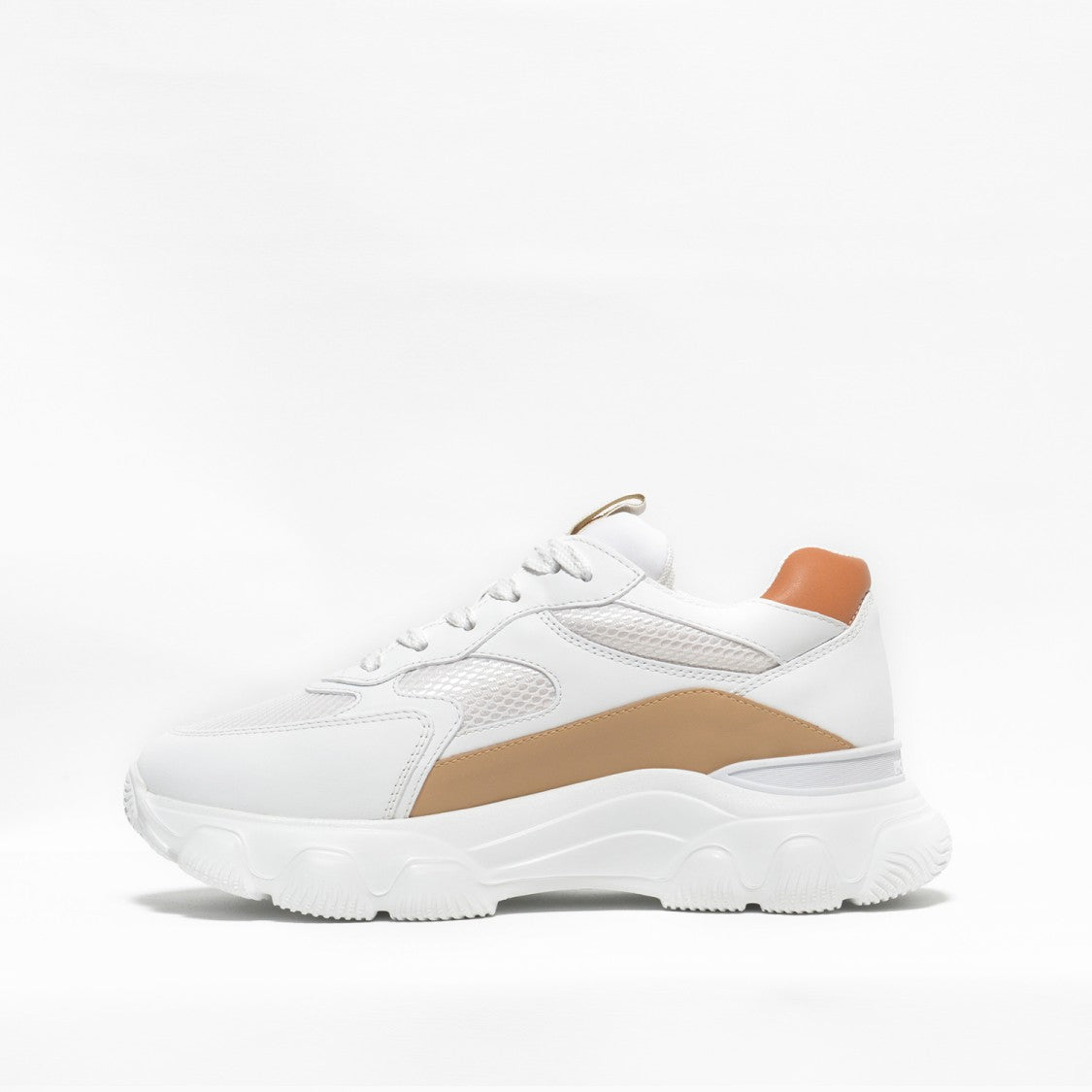 Hyperactive White Leather Sneaker
