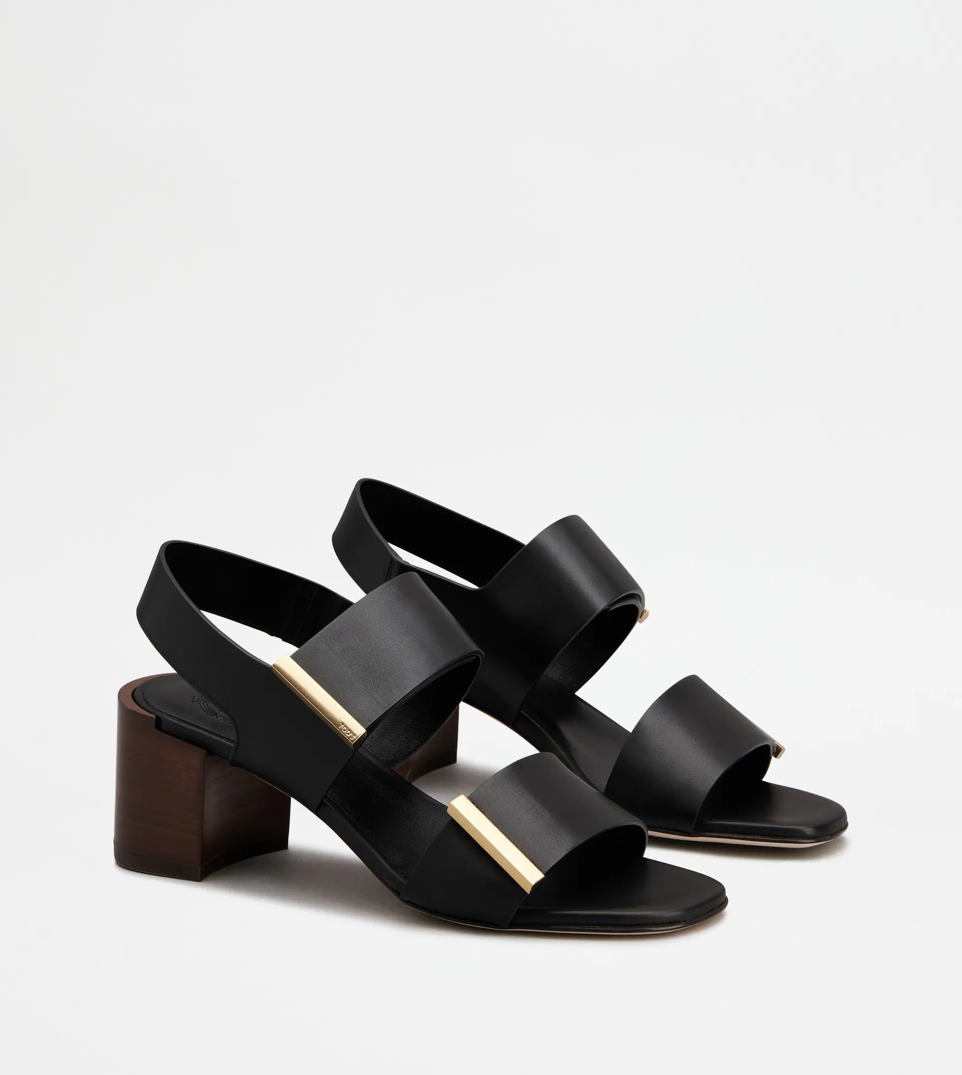 Sand. Cuoio T55 03L Metal Strap Sandals