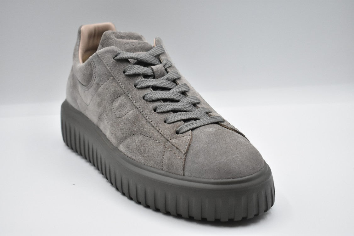 Swamp Laced Shoes With Soft Suede Finish