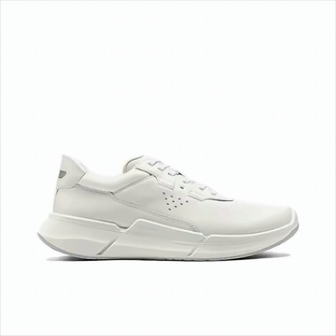 Minimalist White Leather Sneakers