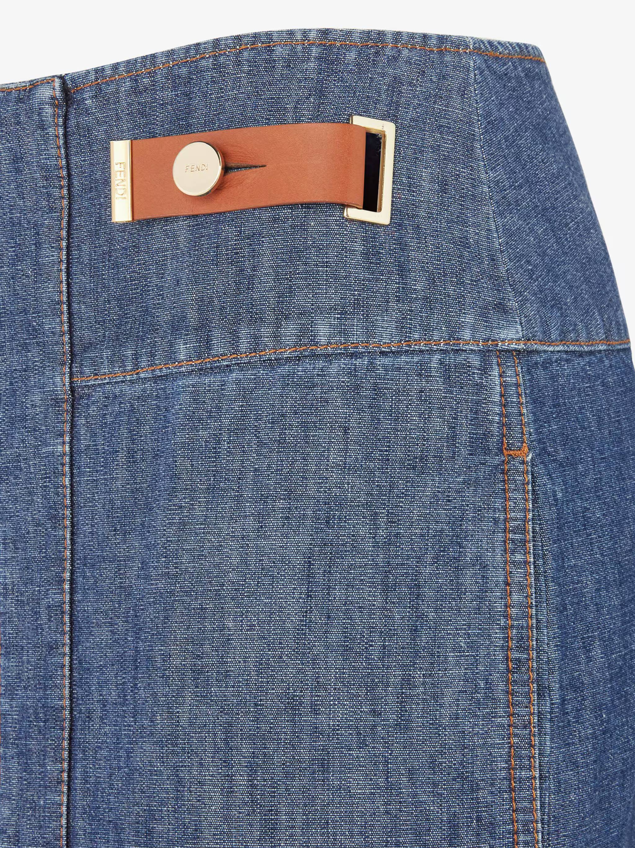 Straight-Cut Chambray Skirt with Front Zipper and Leather Accents