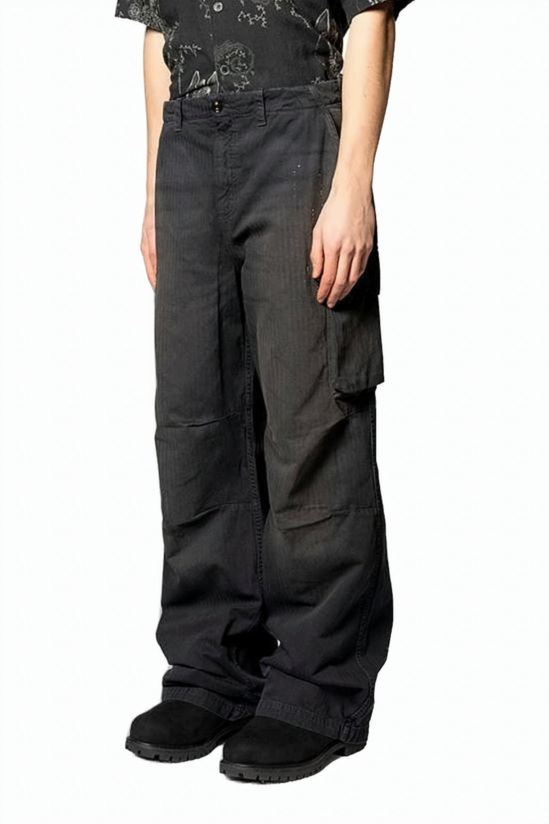 Straight-Leg Cargo Pants with Classic Waistband