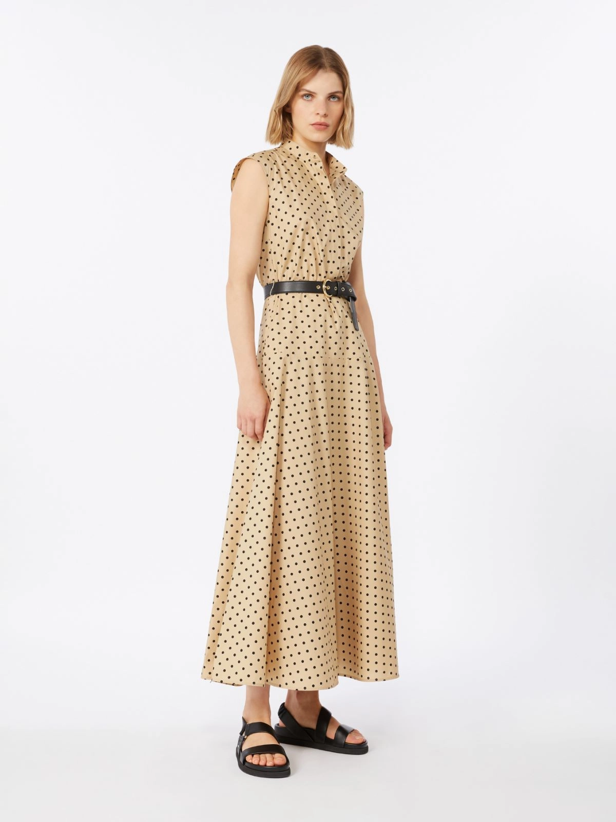 Sleeveless Midi Dress with Polka Dot Pattern