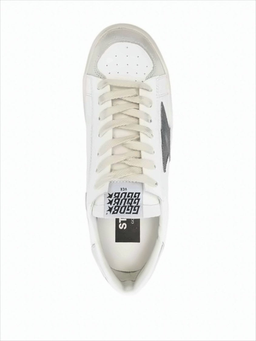 Distressed White Leather Low-Top Sneakers With Prominent Star Detail