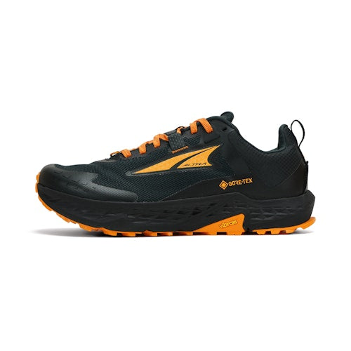 Sporty Sneakers With Rugged Durability And Gore-Tex Technology