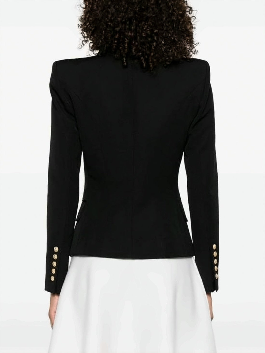 Tailored Black Blazer With Structured Silhouette