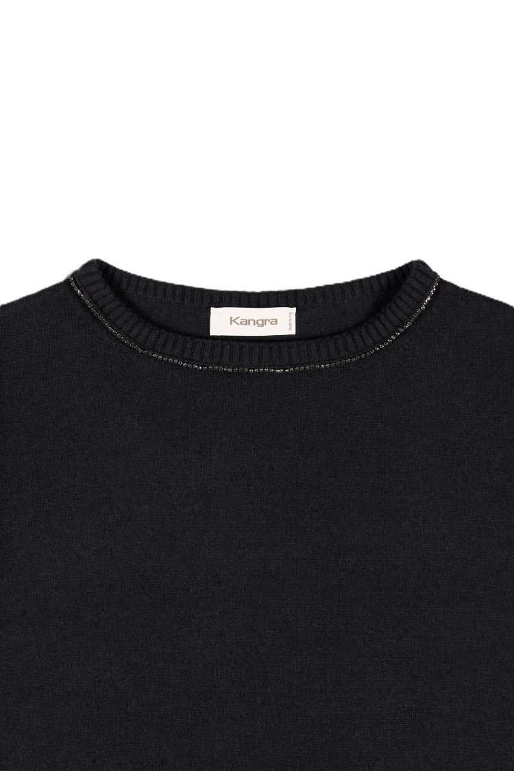 Neutral Silhouette Clothing
