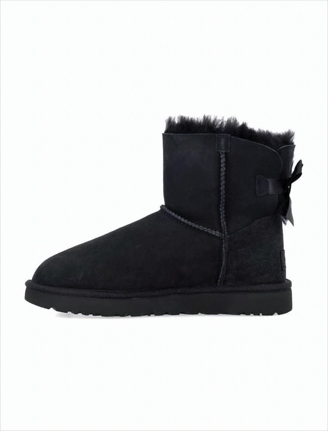 Suede Ankle Boots with Plush Interior and Decorative Bows