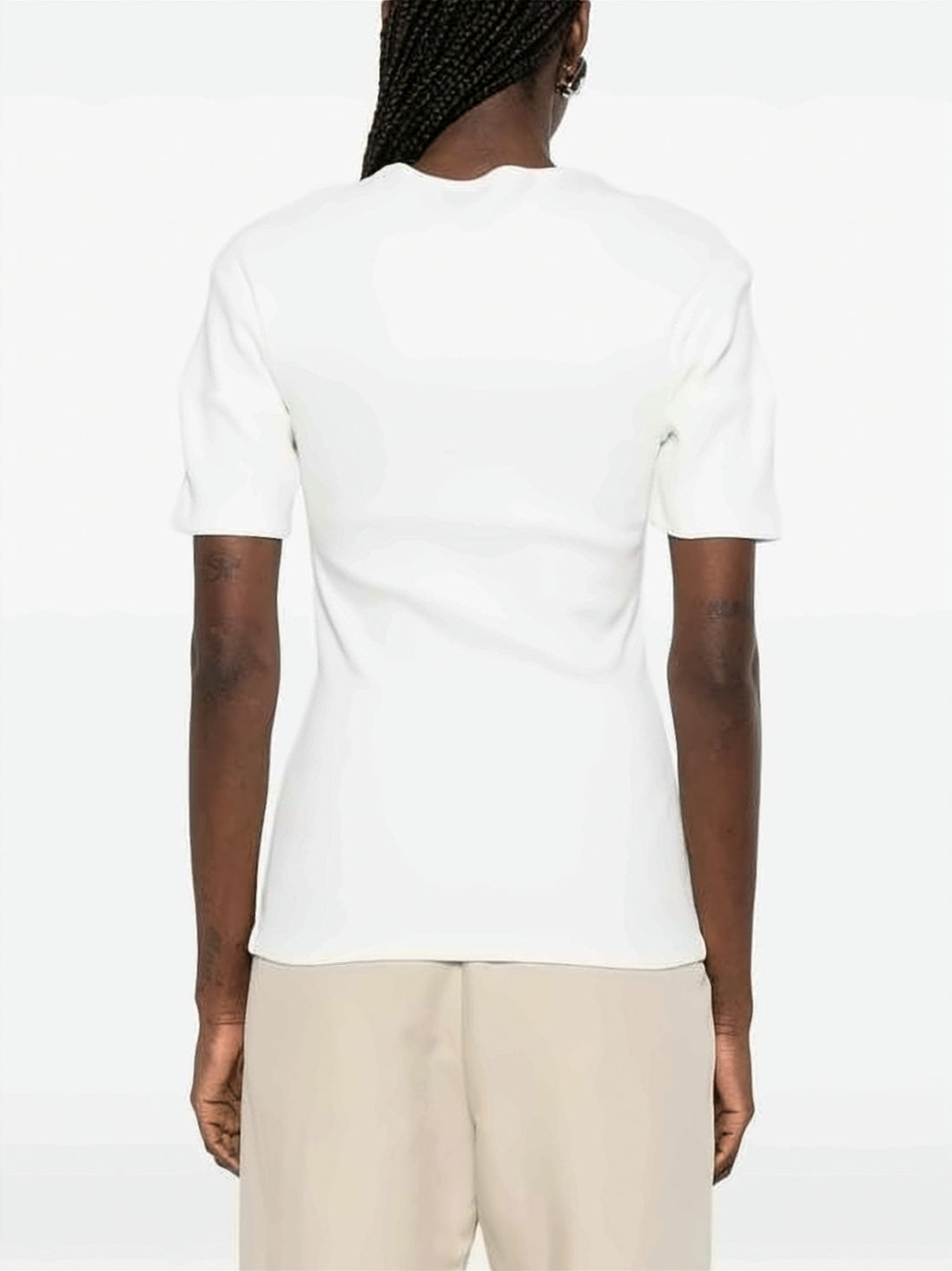 Fitted White Short-Sleeved Top
