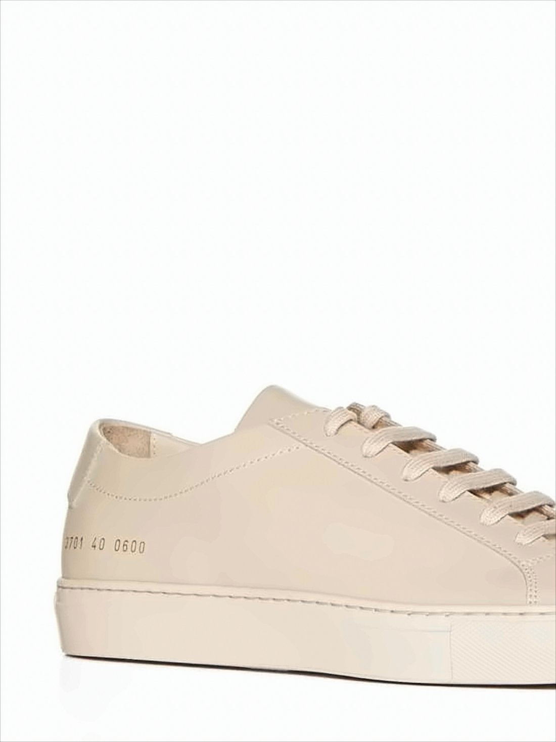 Minimalist Smooth Leather Sneakers with Discreet Signature