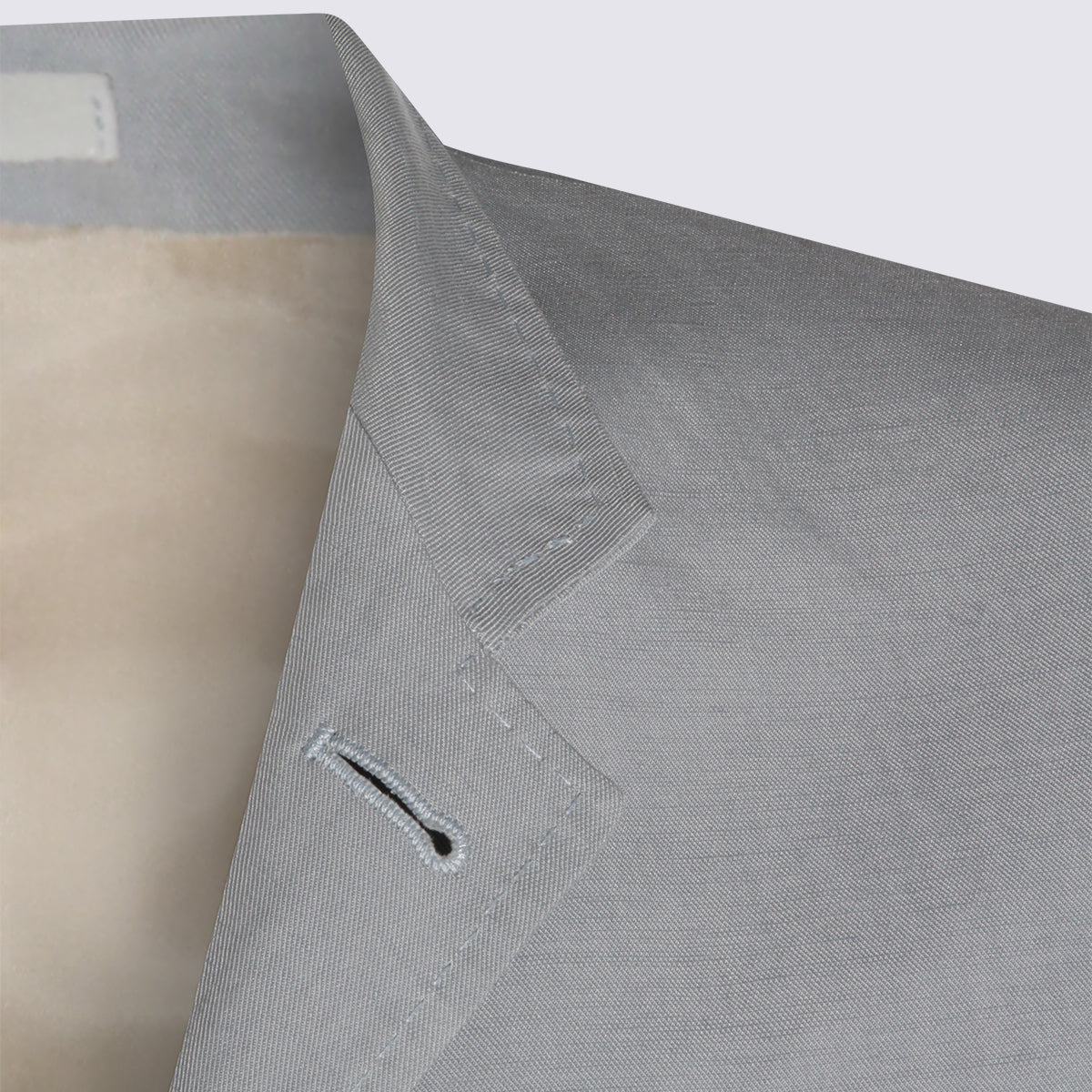 Tailored Light Grey Jacket With Notched Lapel