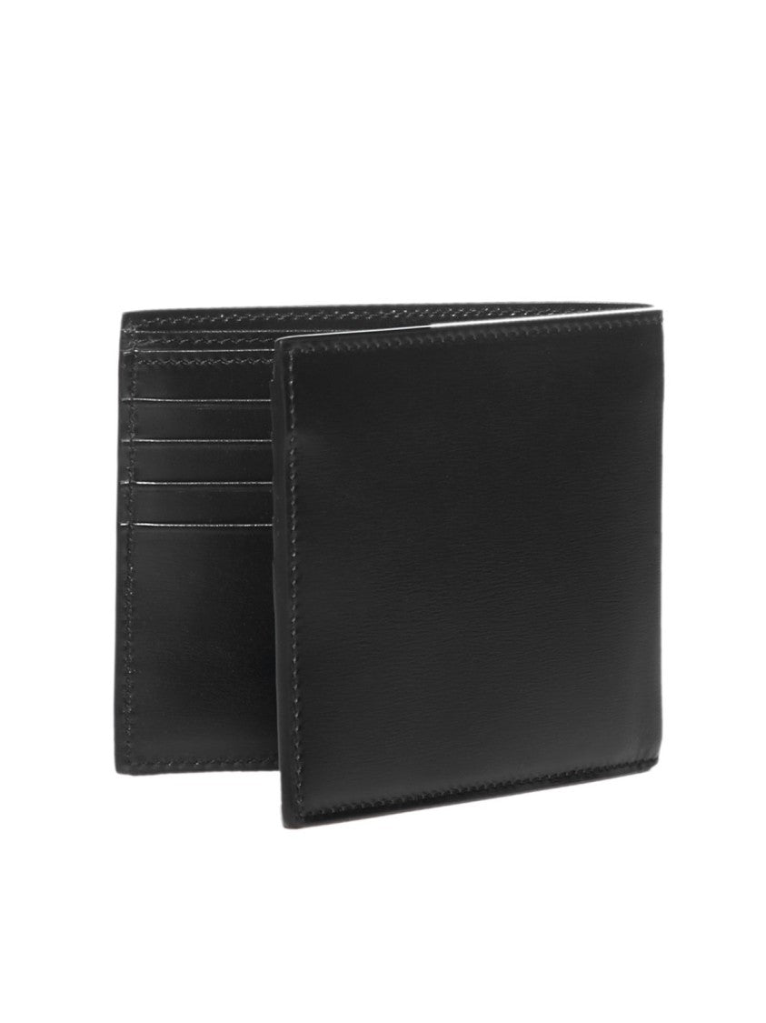 Minimalist Black Calfskin Wallet With Clean Lines