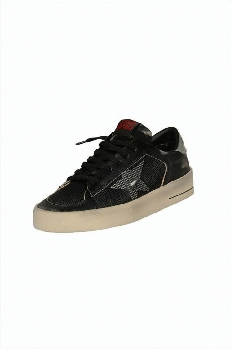 Low-Top Sneakers with Distinctive Star Design