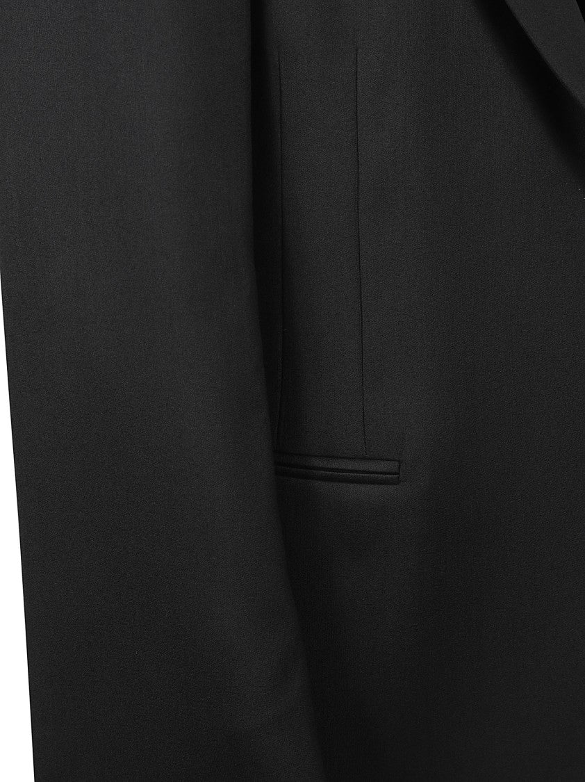 Tailored Black Blazer With Sharp Lapel