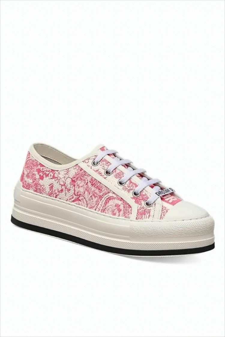 Intricate Toile de Jouy Pattern Low-Top Sneakers
