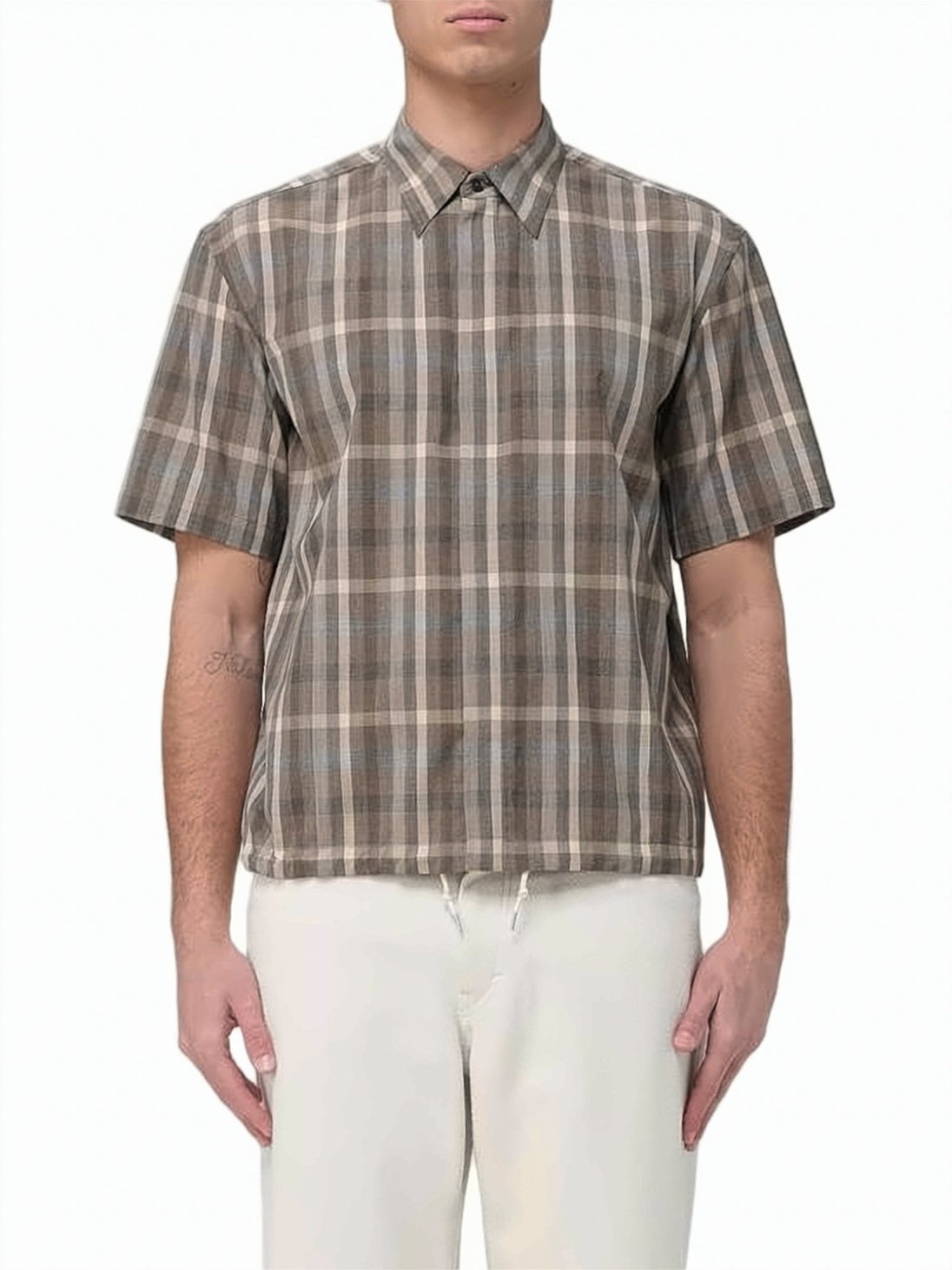Boxy Fit Short-Sleeve Plaid Shirt with Classic Collar