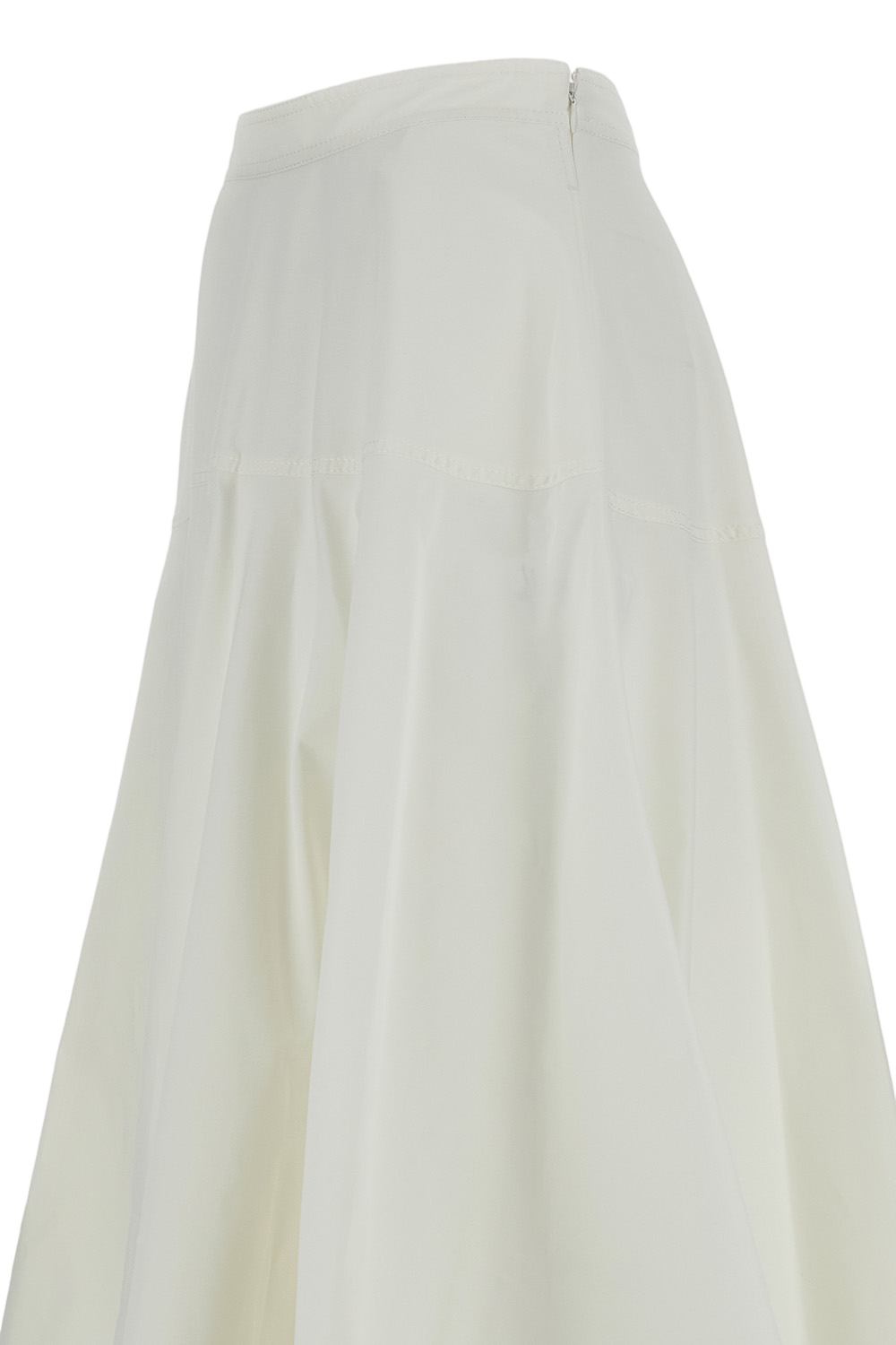 White Classic Silhouette Skirt with Smooth Texture