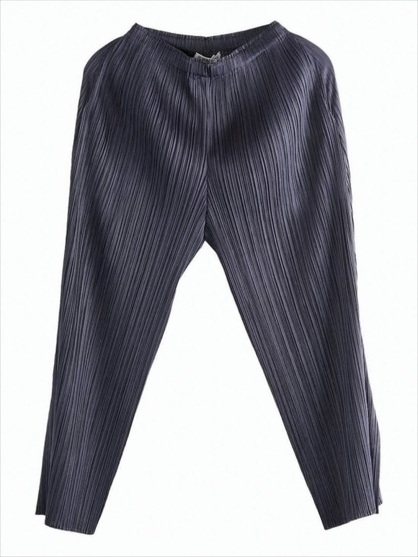 Cropped Relaxed Fit Pants With Pleated Texture