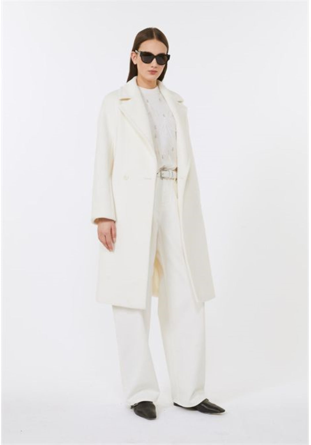 Wide-Leg White Pants With High Waist