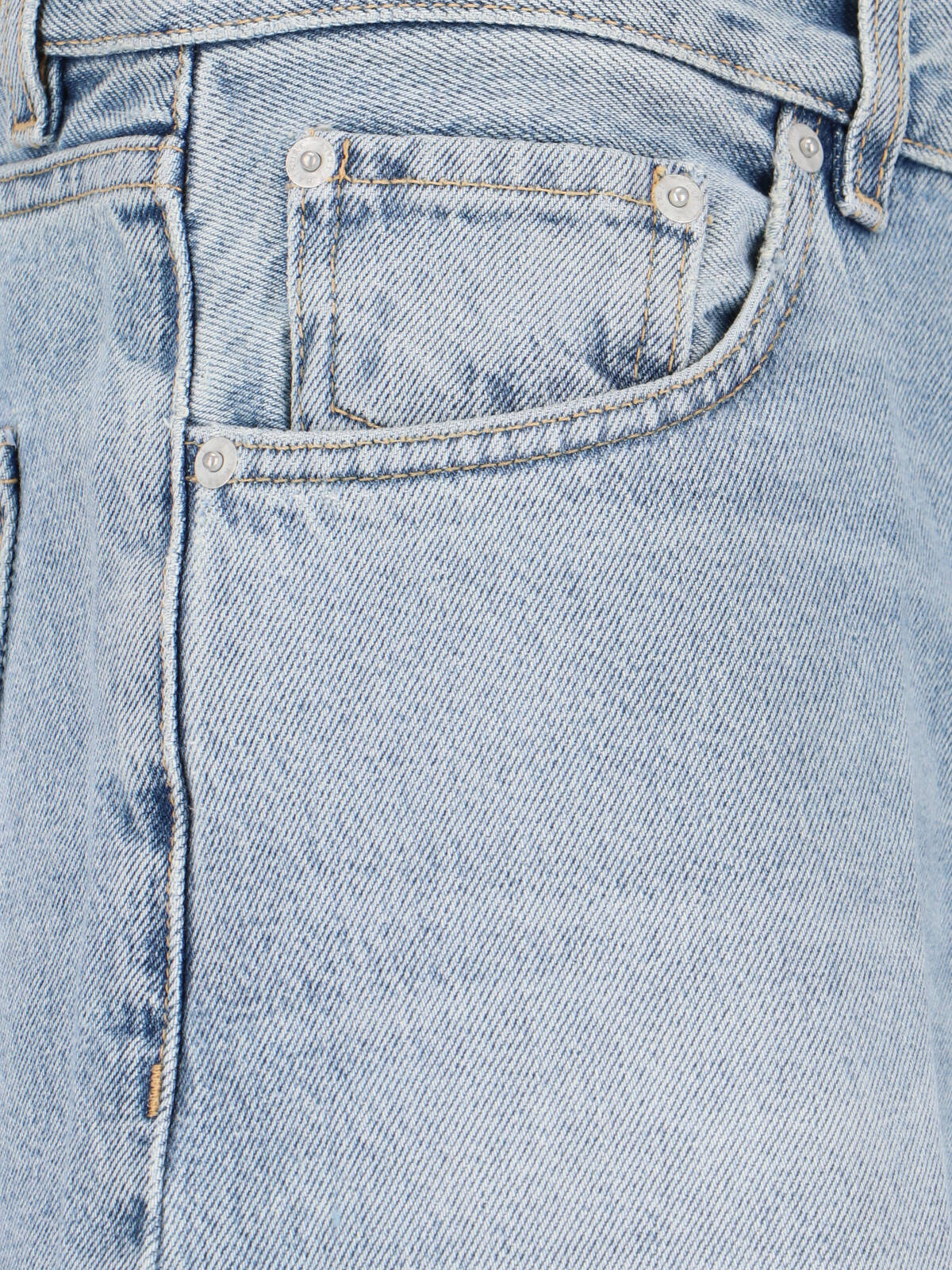 Light Blue Wide-Leg Denim Jeans With Mid-Rise Waist And Five-Pocket Design