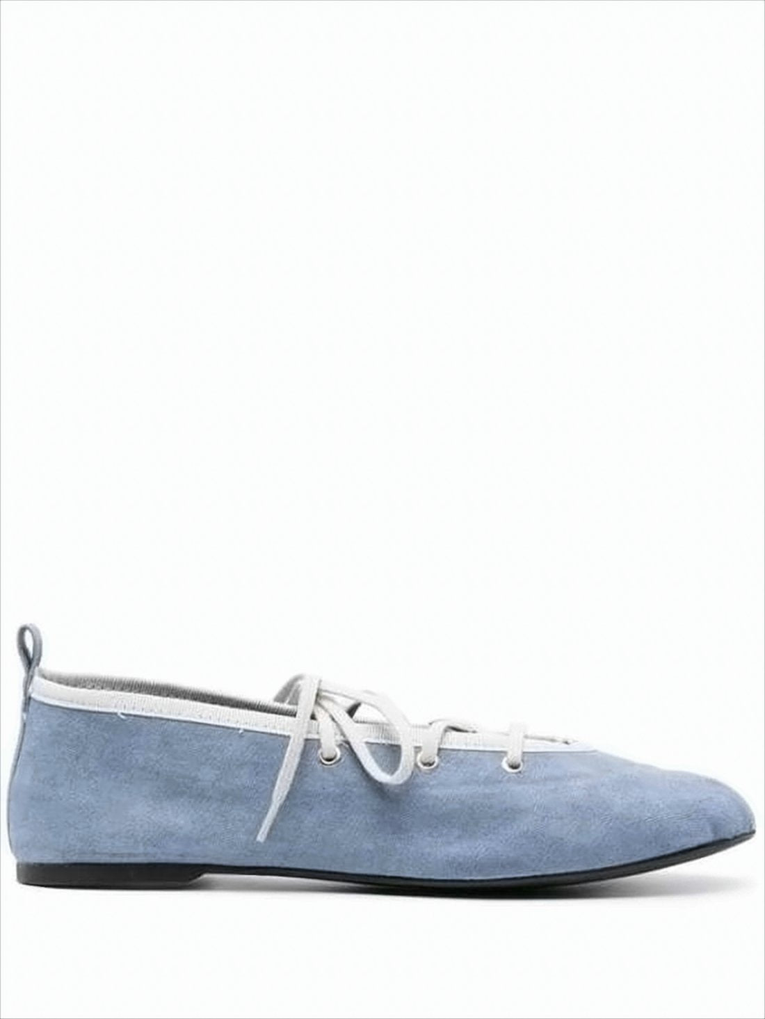 Pointed Toe Lace-Up Flats with Contrasting Trim